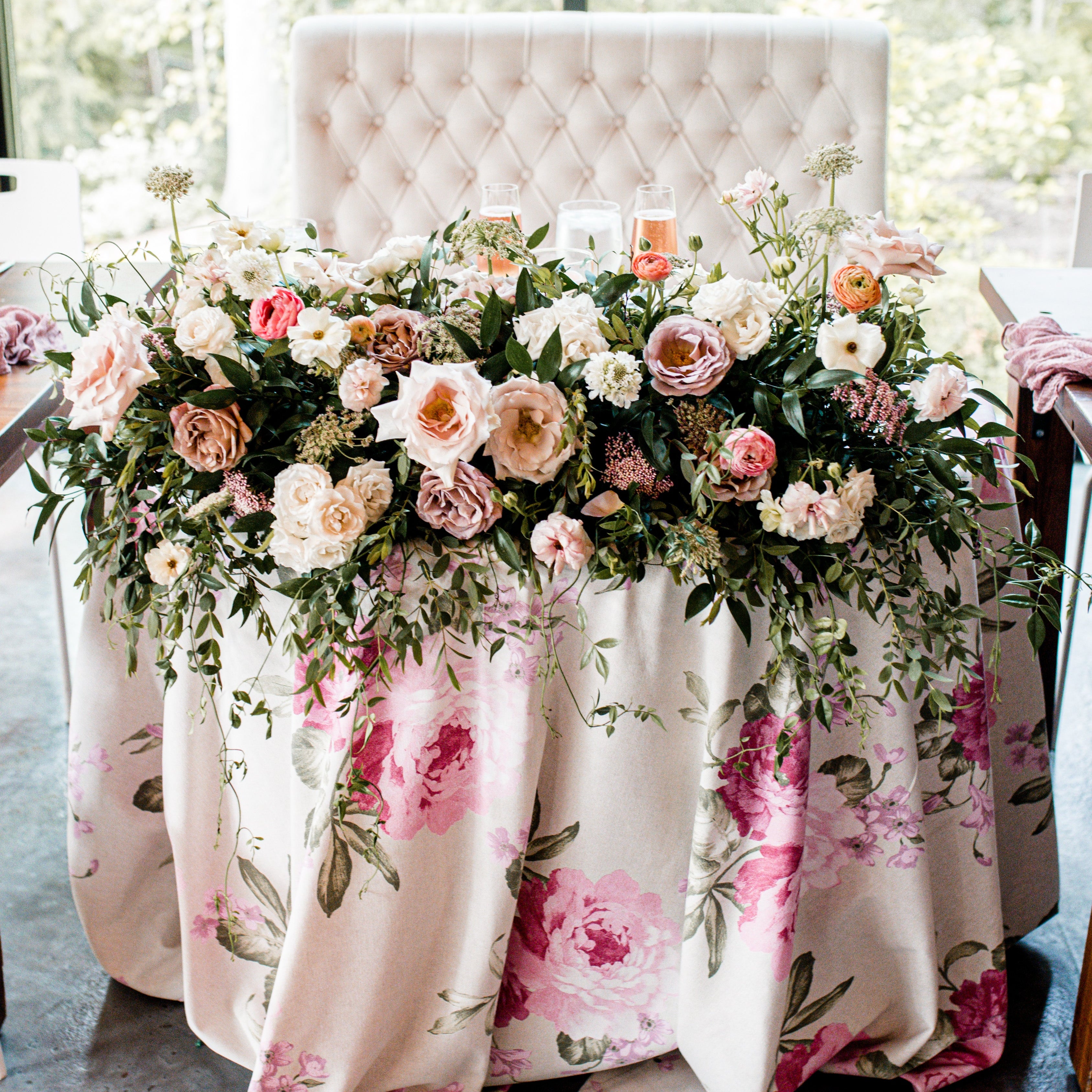 Sweetheart Table / Long Low Arrangement